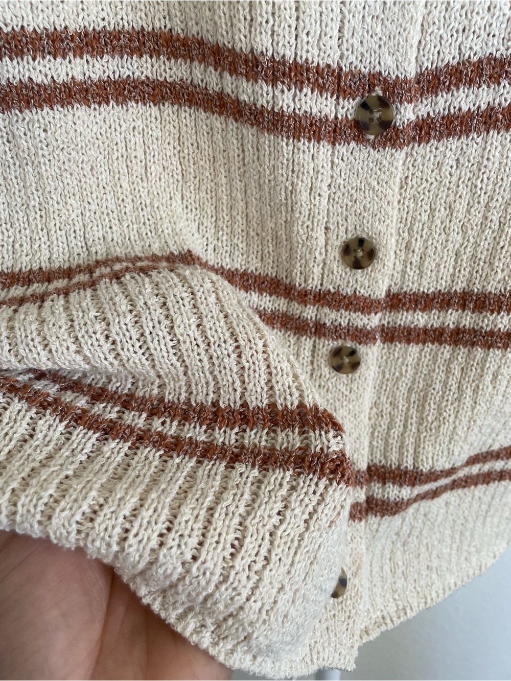 The General Good Ribbed Button Front Tank Medium - Picture 3 of 5